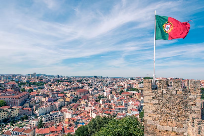 Becarán a jóvenes para estudiar en Portugal 