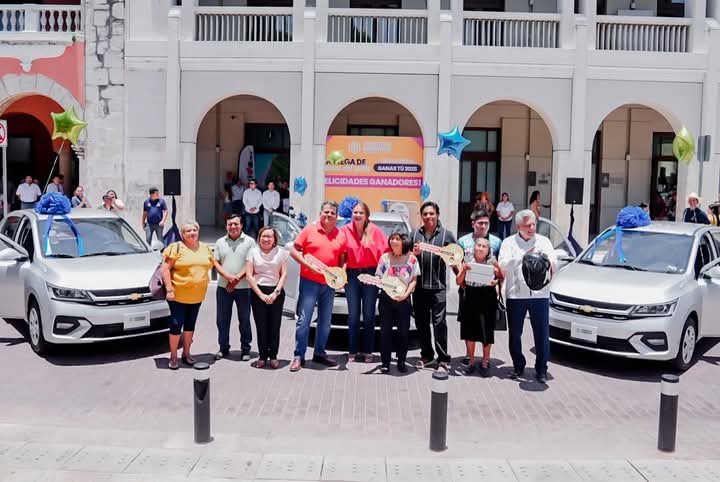 Reconoce Cecilia Patrón la responsabilidad de las y los meridanos con el pago puntual del predial