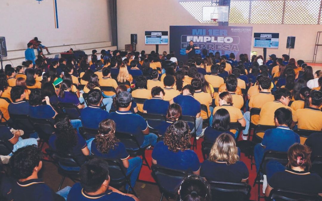 Se encuentra inmersa en el campo laboral 50 % de la juventud yucateca