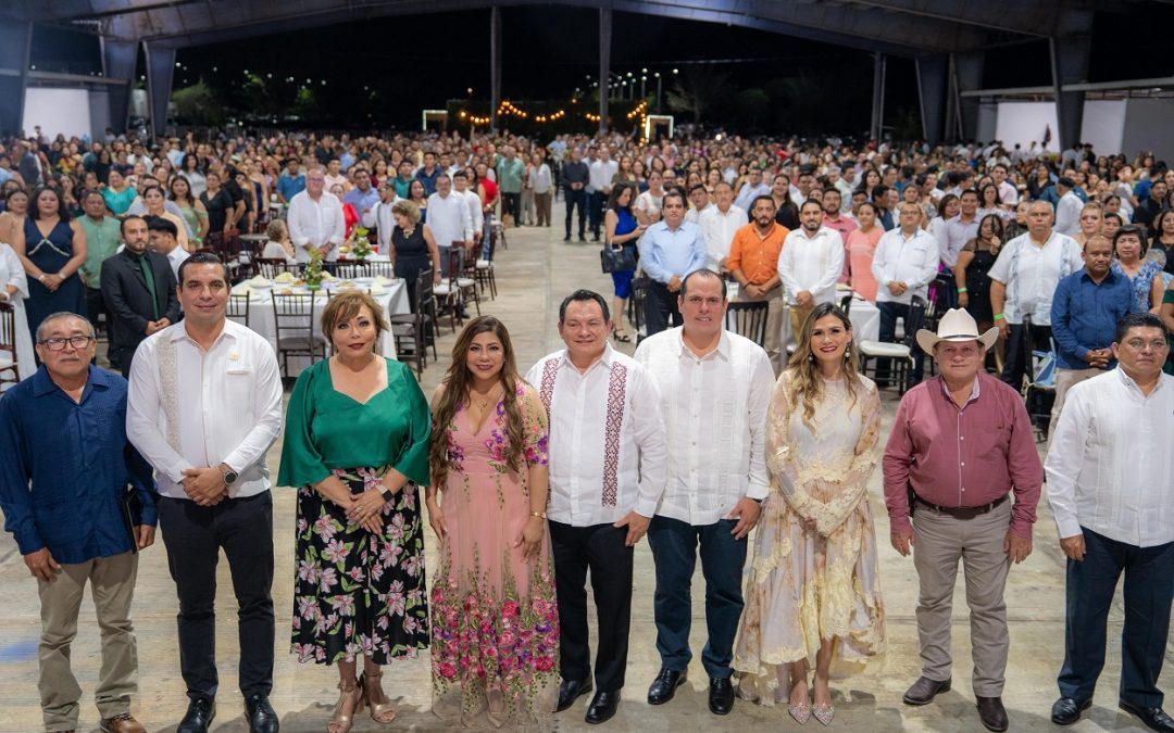 Festejaron a los maestros de Tizimín en su día