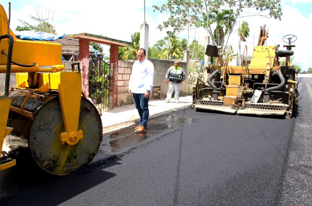 Avanza la pavimentación de calles en Tizimín