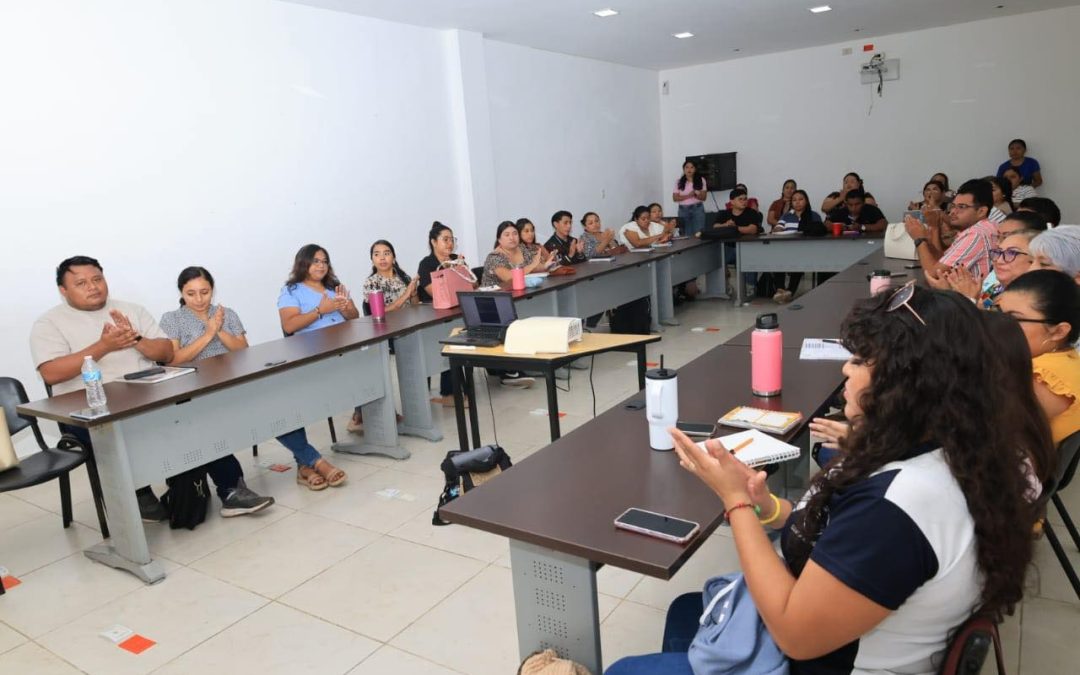 Capacitan a docentes de comisarías de Tizimín sobre el manejo de estrés