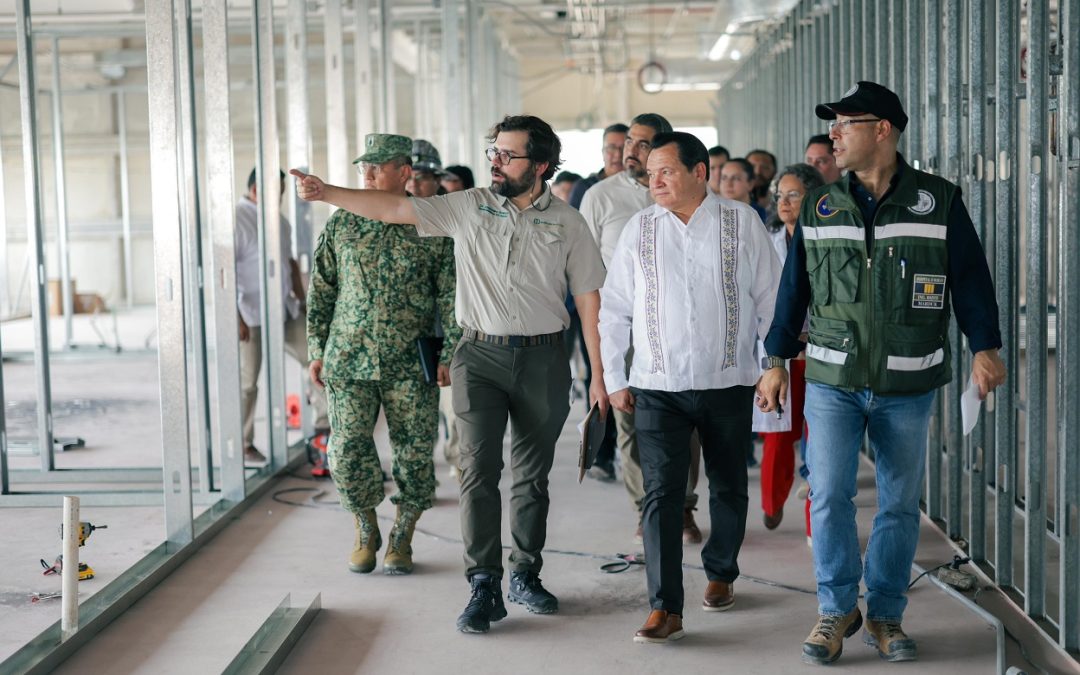 Supervisa director del IMSS Bienestar, junto con Huacho Díaz Mena los avances en el Hospital Agustín O’Horán