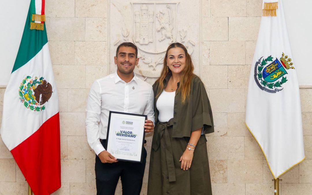 Cecilia Patrón reconoce con “Valor Meridano” a piloto que salvó 215 vidas