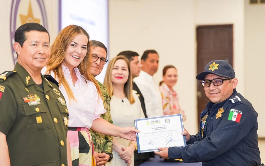 Reconoce Cecilia Patrón 22 años de labor de la Policía Municipal