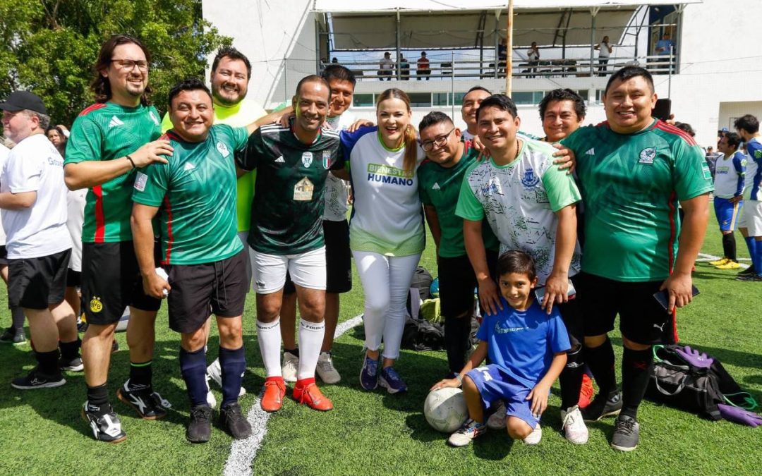 Festeja Cecilia Patrón a los papás con torneo amistoso de fútbol