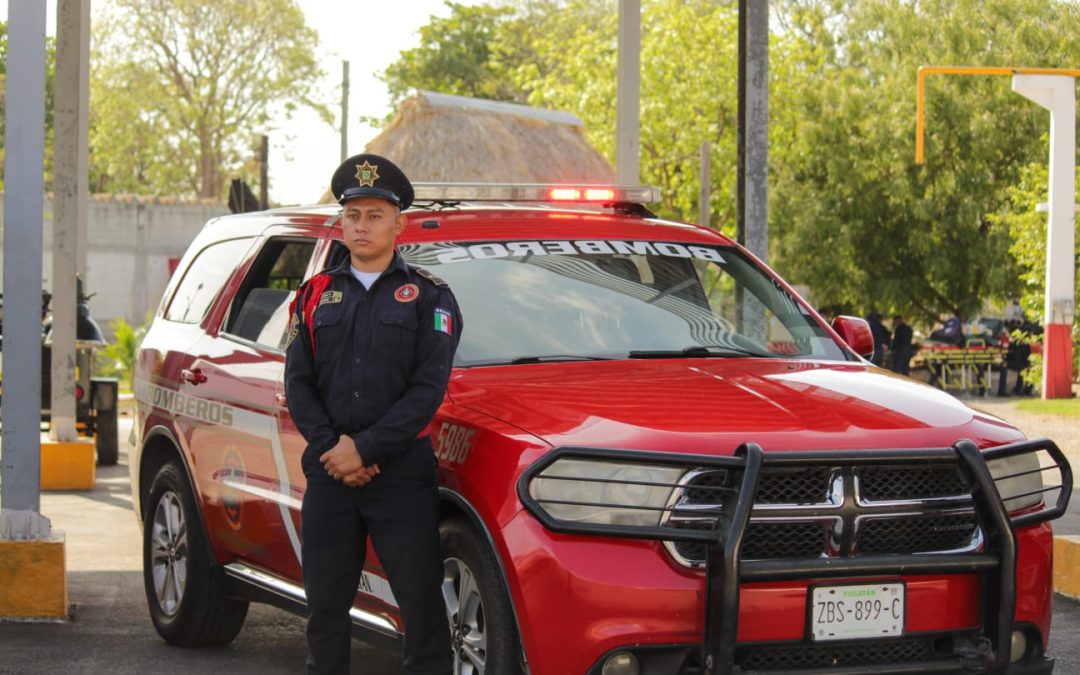 Se une Yucateco al combate de incendios forestales en Canadá