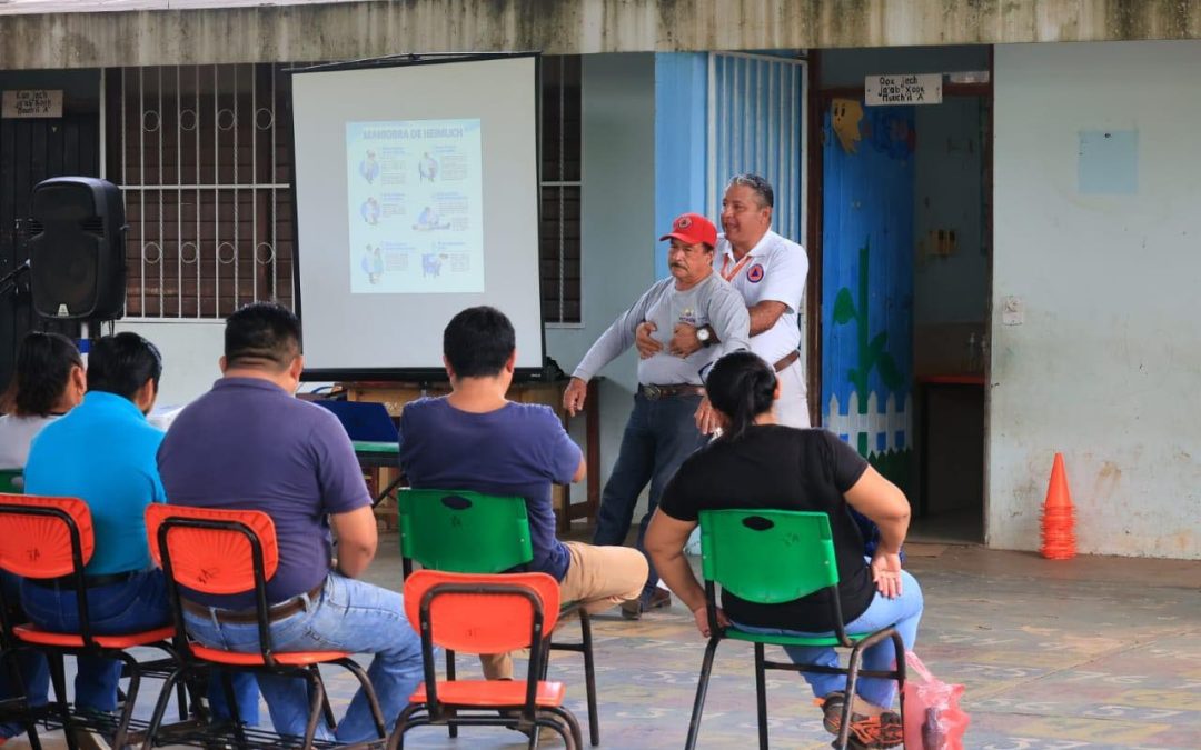 Capacitan a 60 docentes de Tizimín en Primeros Auxilios y RCP