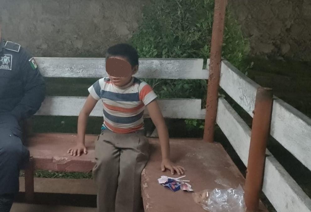 Atiende DIF Tizimín caso de un niño que durmió en la calle