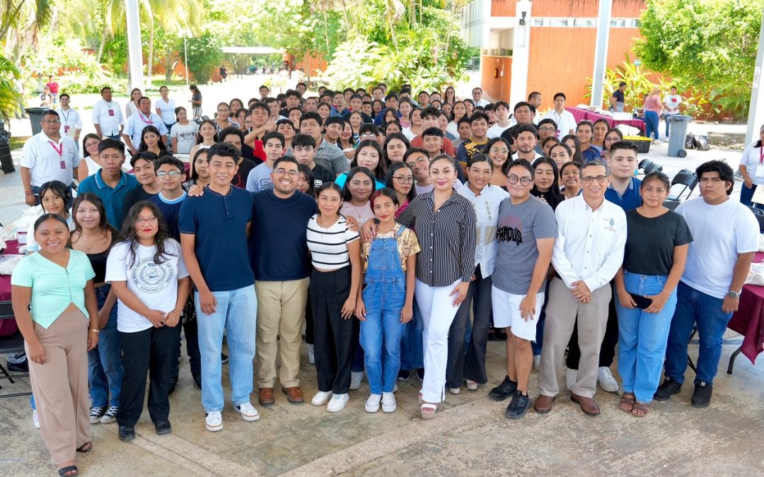 Participan más de 500 jóvenes en mesas de consulta de Juventudes Renacimiento