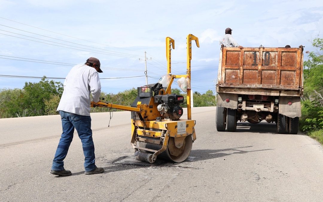 Refuerzan mantenimiento en carretera Progreso-Uaymitún, por temporada vacacional