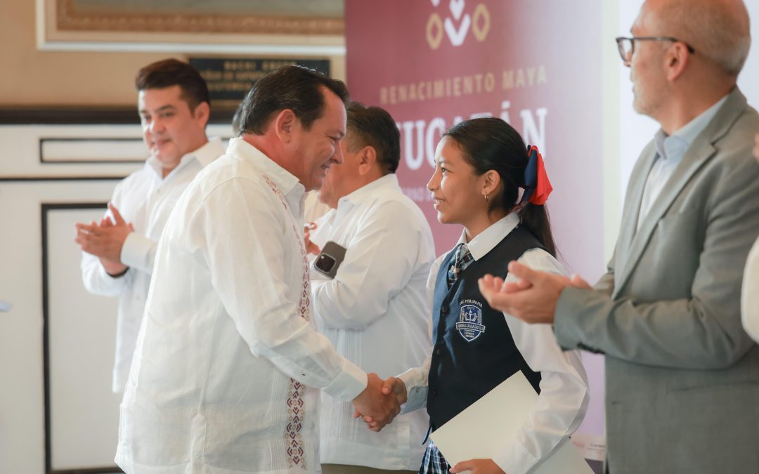 Reconocen a estudiantes destacados de Yucatán en la Olimpiada del Conocimiento 2025