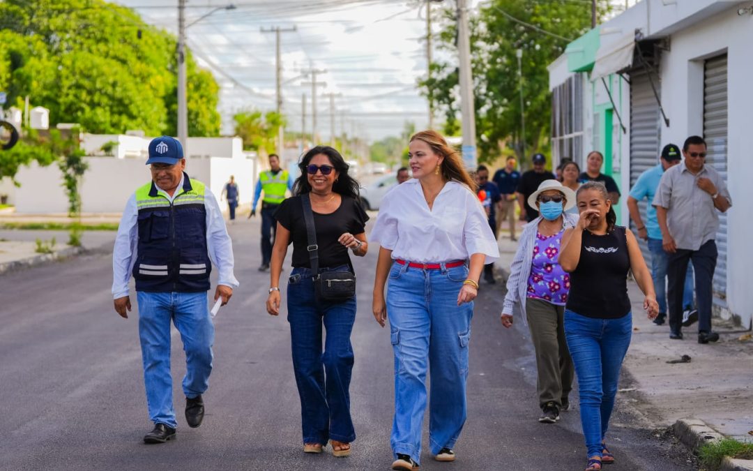 Calles nuevas y ordenadas cuidan la movilidad de las familias meridanas: Cecilia Patrón