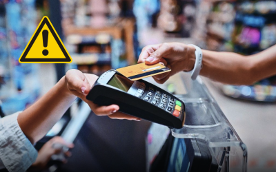 Ni la propina ni la comisión por uso de tarjeta son obligatorios para el consumidor
