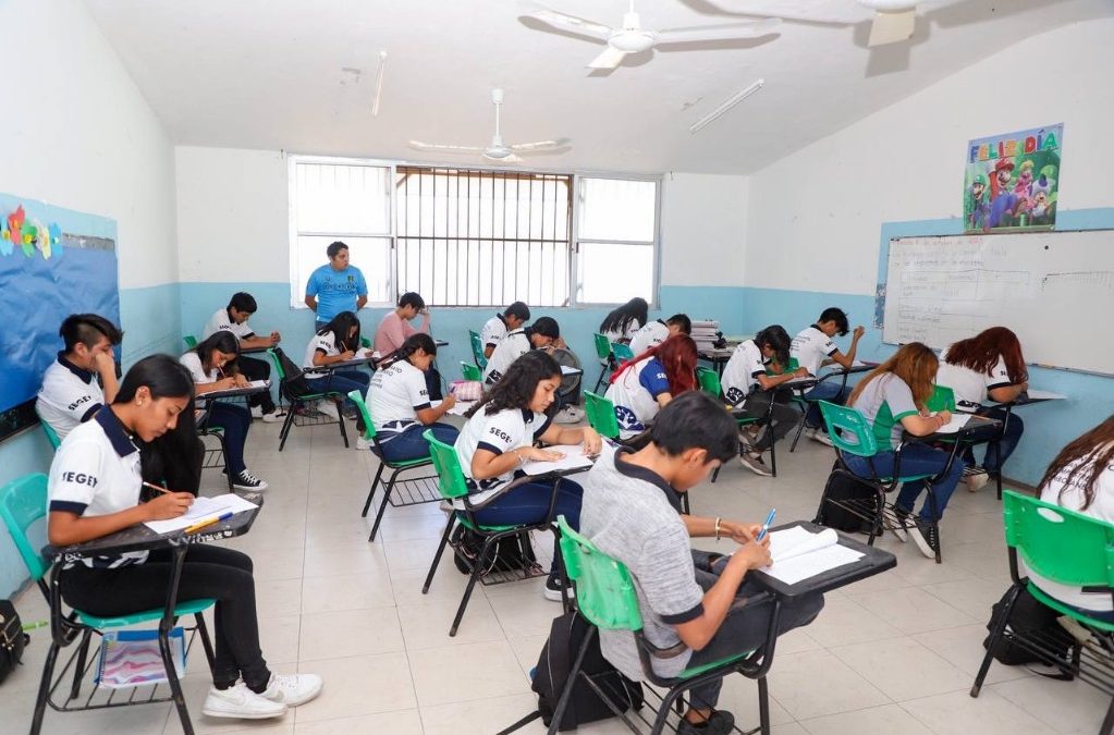 Desaparece bachillerato Yucatán