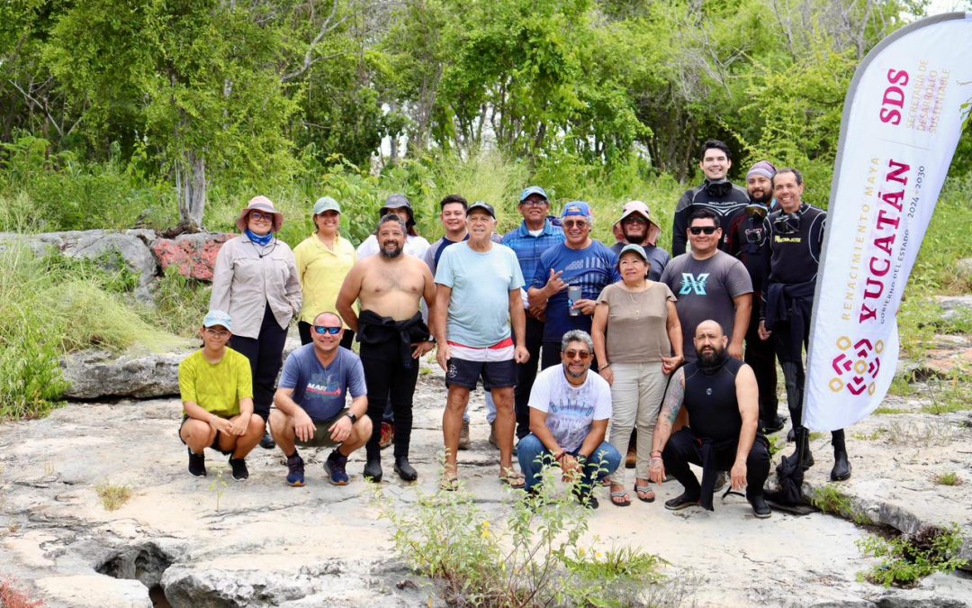 Retiran más de 100 kilos de residuos del cenote Chen Ha