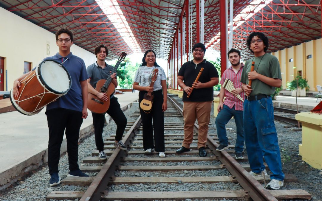 Presenta UNAY “Ecos de Raíz”, velada de música latinoamericana