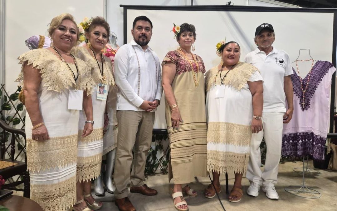 Participan jubilados del Isstey en Expo Personas Adultas Mayores