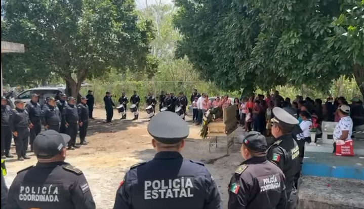 Rinden homenaje póstumo a elemento policiaco de Tizimín
