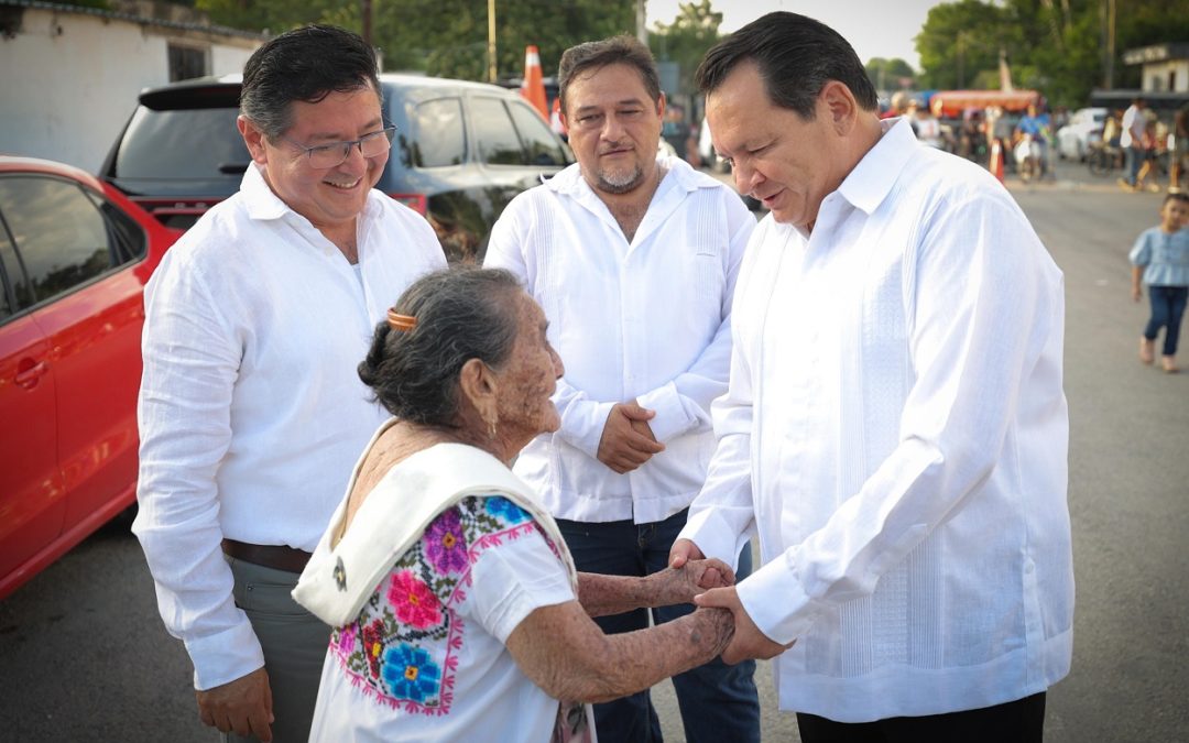 Se ilumina Tahmek con globos de papel en su séptimo festival cultural