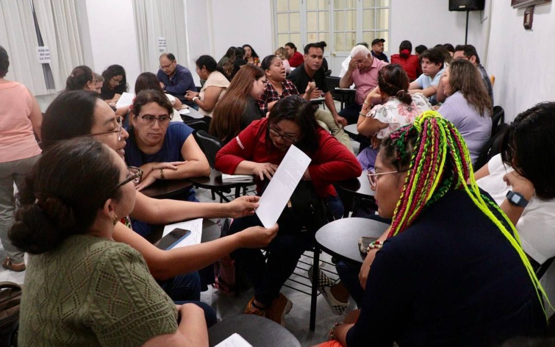 Se capacita en Primeros Auxilios Jurídicos el Personal de Semujeres