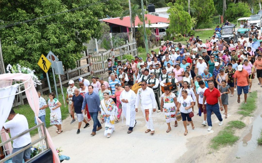 Tradicional bordeo por la Virgen de la Merced, en El Cuyo