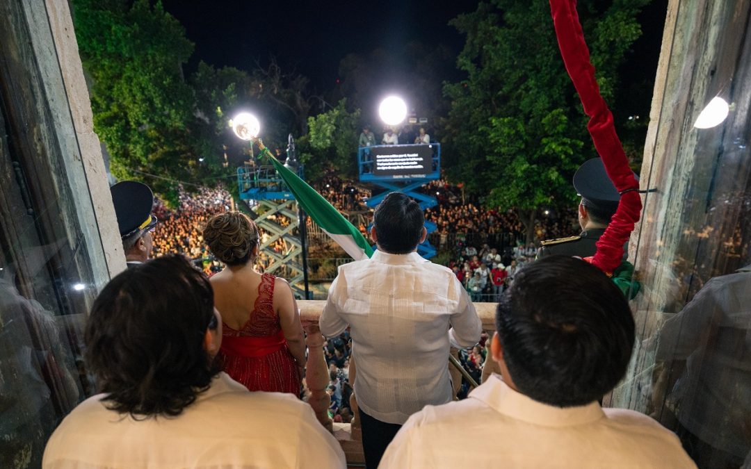 Conmemora Renacimiento Maya el 215 aniversario del inicio de la Independencia de México