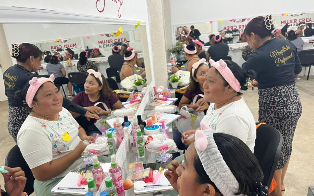 Inaugura el DIF Tizimín talleres del programa mujer crea y emprende