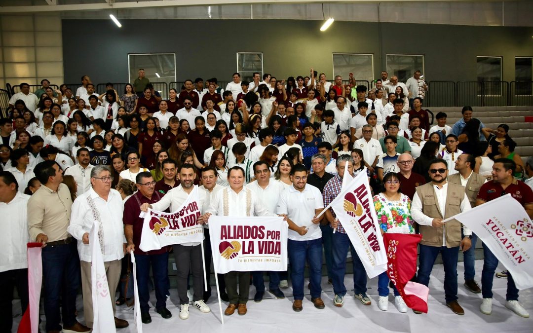 Inaugura Díaz Mena espacio de diálogo juvenil sobre salud mental