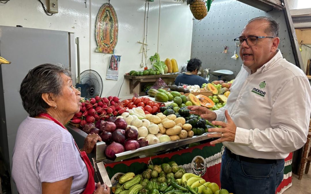 Ayuntamiento de Mérida atiende a locatarios de Santa Ana