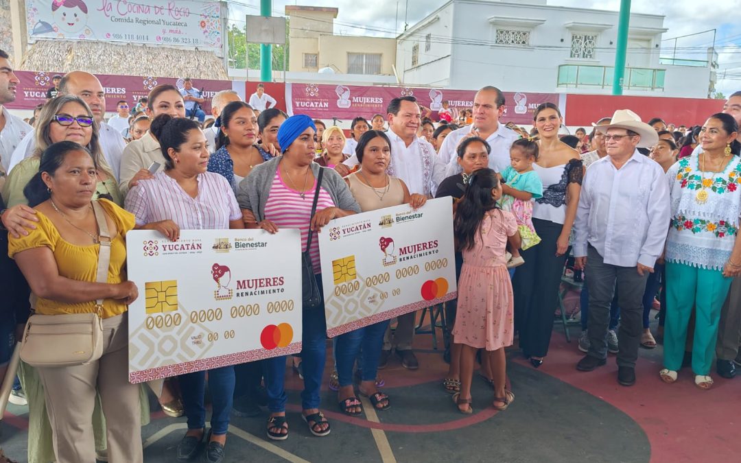 Recibieron 350 mujeres de Tizimín su tarjeta Elvia Carrillo Puerto