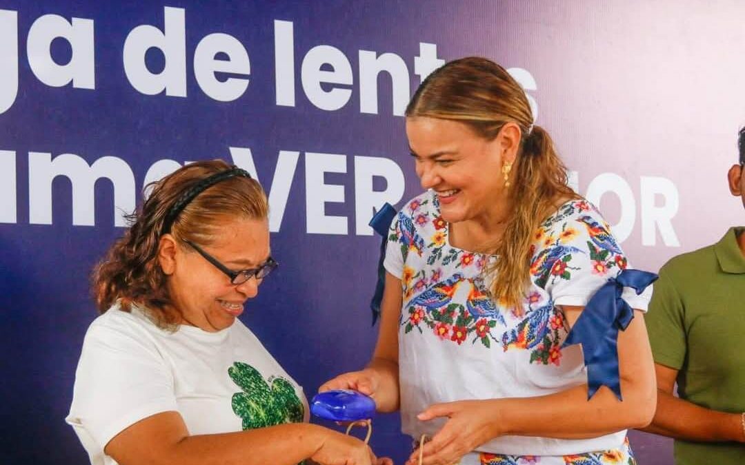 Entregará Ayuntamiento de Mérida más lentes gratuitos a infantes 