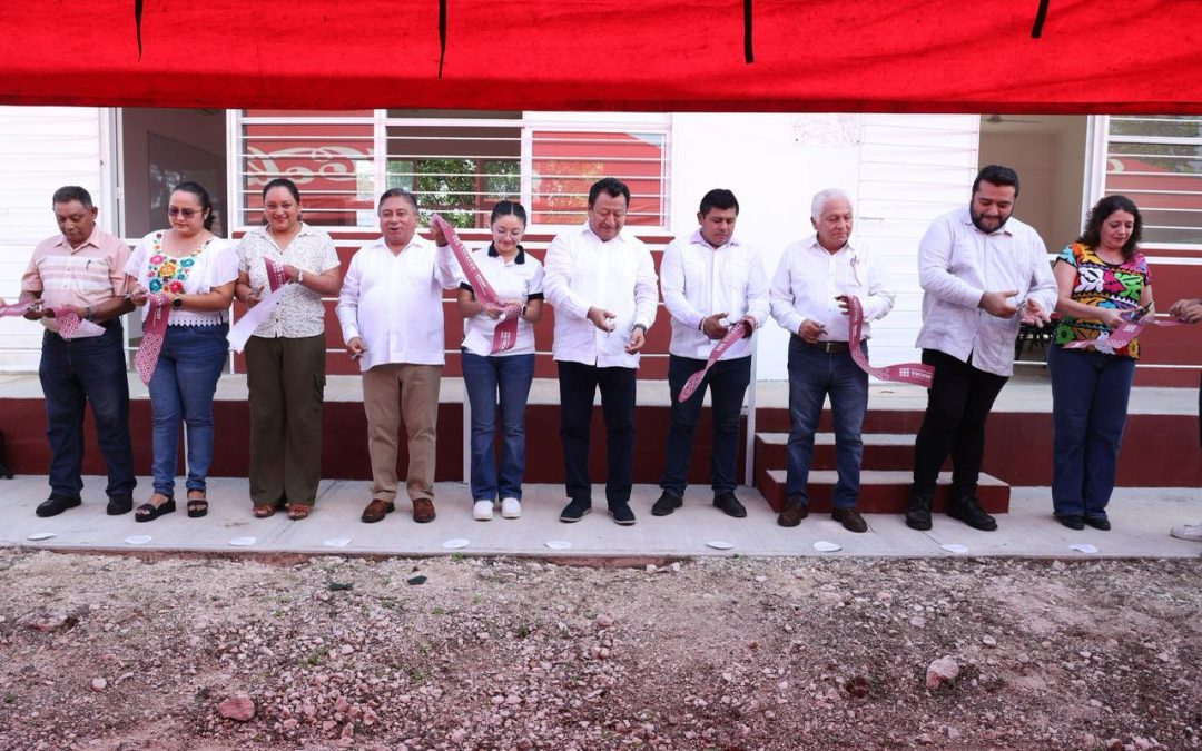 Inauguran en Bokobá espacios dignos para educación media superior