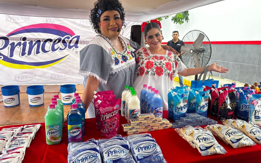 Inicia Dunosusa el “Tour del Proceso de Lavado Princesa”, con la “Tía Chayo” y “Karminia”