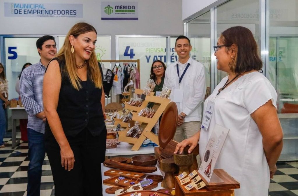 Se graduarán 100 proyectos de emprendedores apoyados por Ayuntamiento de Mérida 