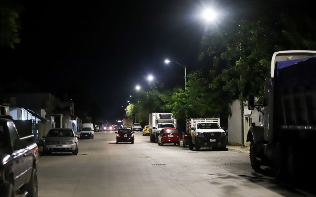 Cuenta ya Mérida con más de 38 mil luminarias LED 