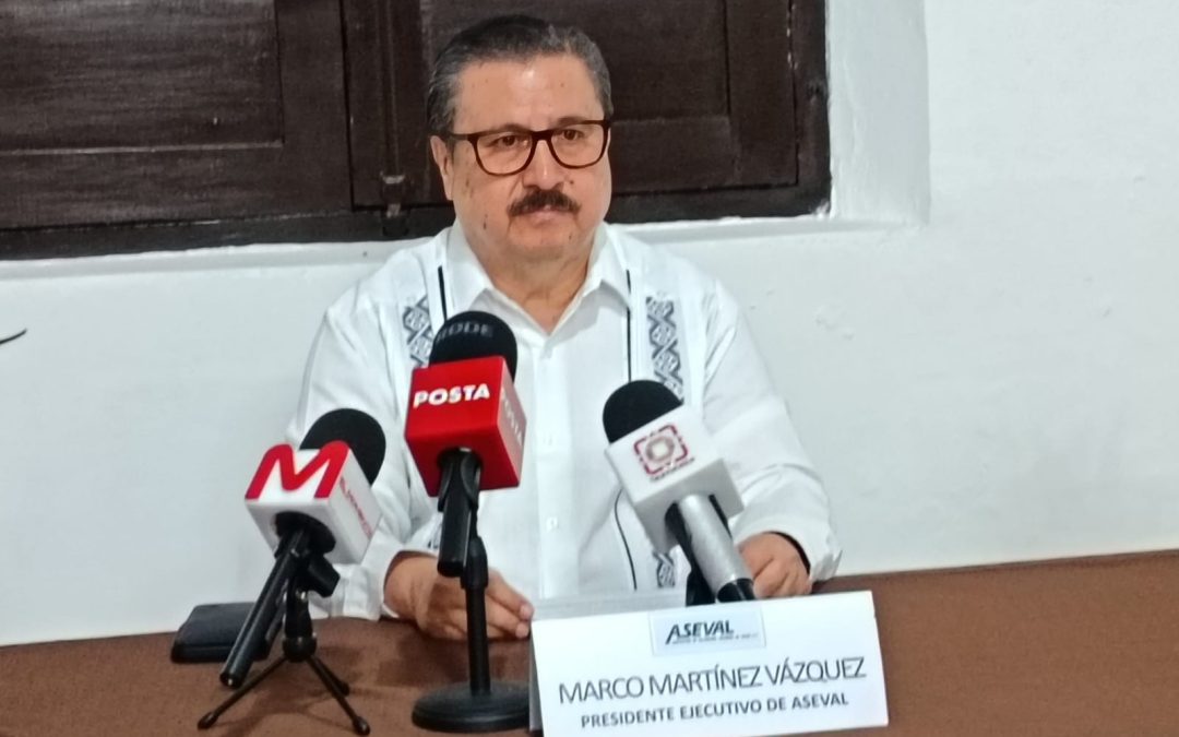 Reciben 64 mil trabajadores de Yucatán el beneficio laboral de vales de despensa