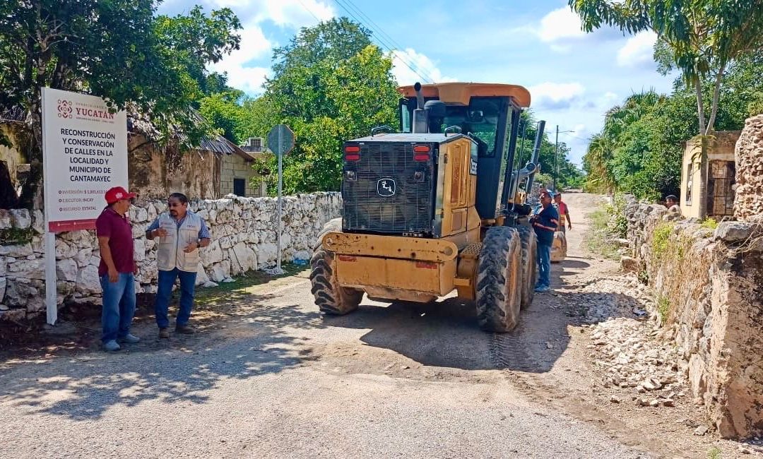 Mejora Gobierno del Estado calles y movilidad en Kinchil y Cantamayec