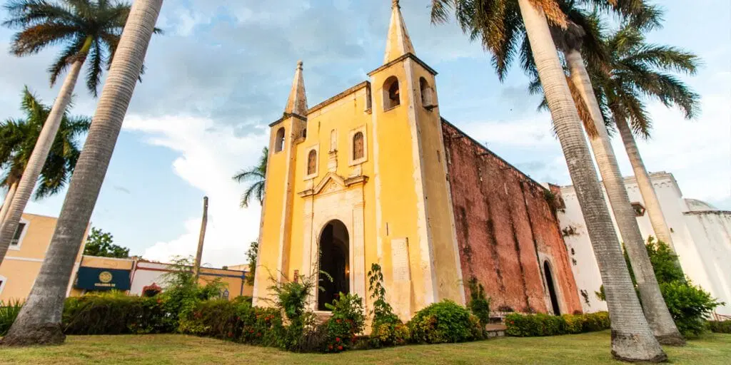 Harán altar para recordar a víctimas de feminicidio en Yucatán