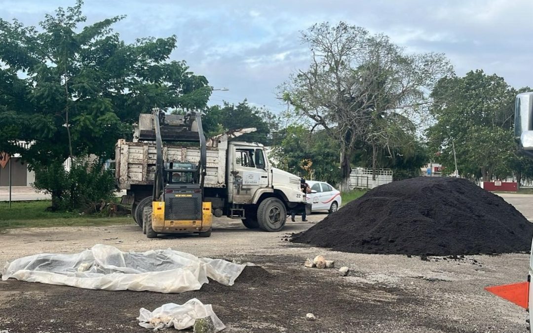 Siguen avanzando las cuadrillas de bacheo en diversos sectores de Tizimín