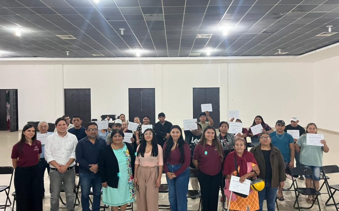 Enseñan el manejo correcto de aceite usado, para no contaminar cuerpos de agua