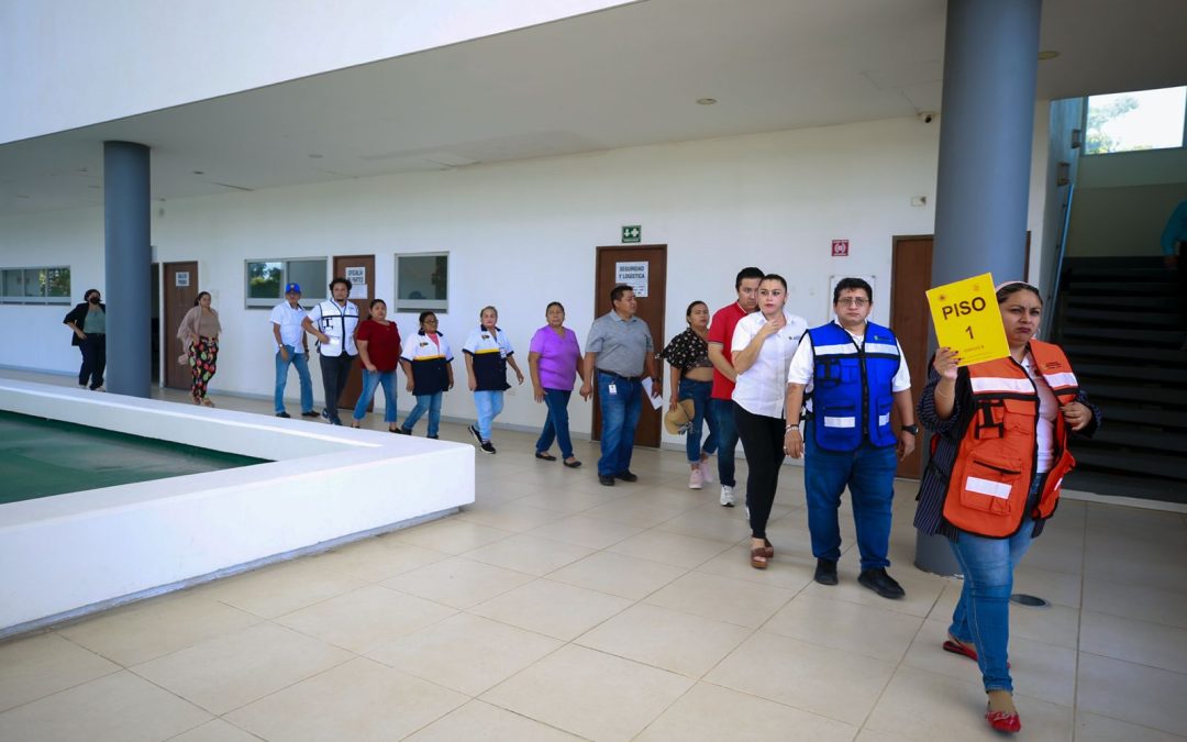Simulacro de protección civil en el Congreso del Estado logra evacuación en 7 minutos