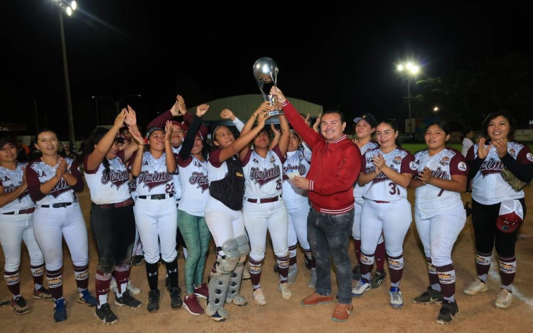 Culmina el Segundo Torneo de Sóftbol Femenil Nocturno, en Tizimín