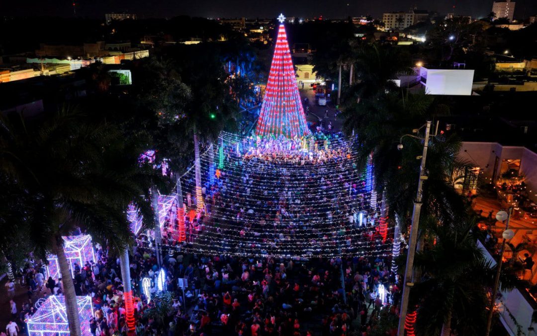 Brilla Mérida con el inicio del Festival Navideño