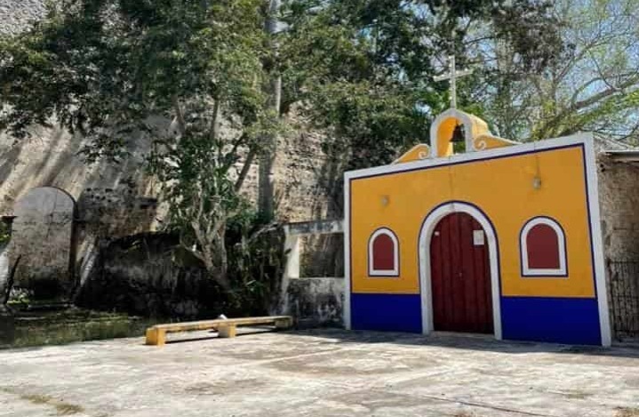 Lo hallan colgado cerca del cementerio de Kikil