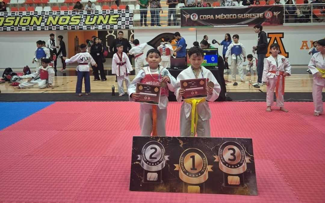 Atletas tizimileños destacan en la Copa México Sureste 2025 de Taekwondo