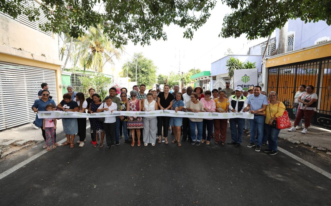 Ayuntamiento de Mérida entrega repavimentación en fraccionamiento Bosques del Poniente
