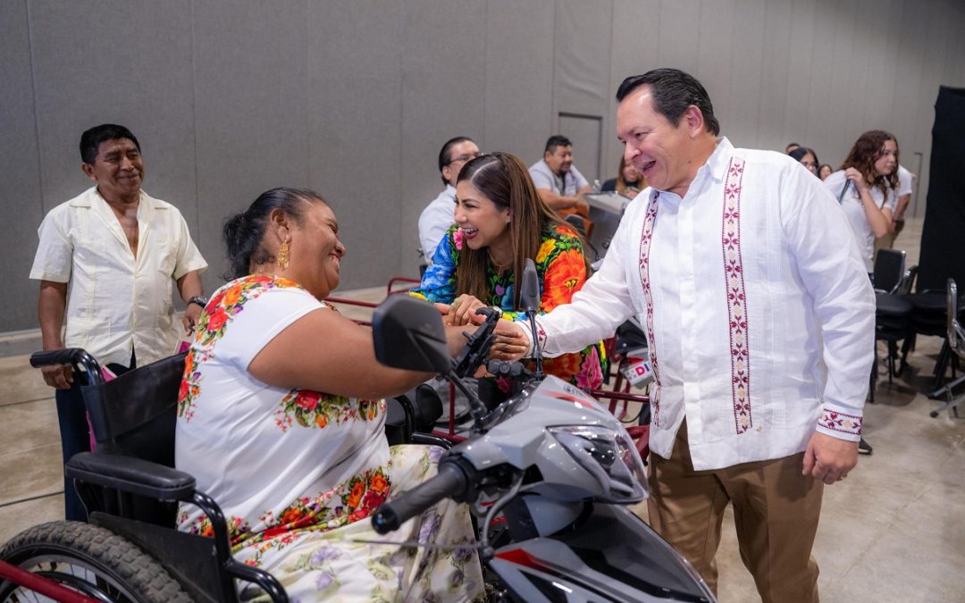 Huacho entregó 20 motocicletas adaptadas en Feria para la Inclusión