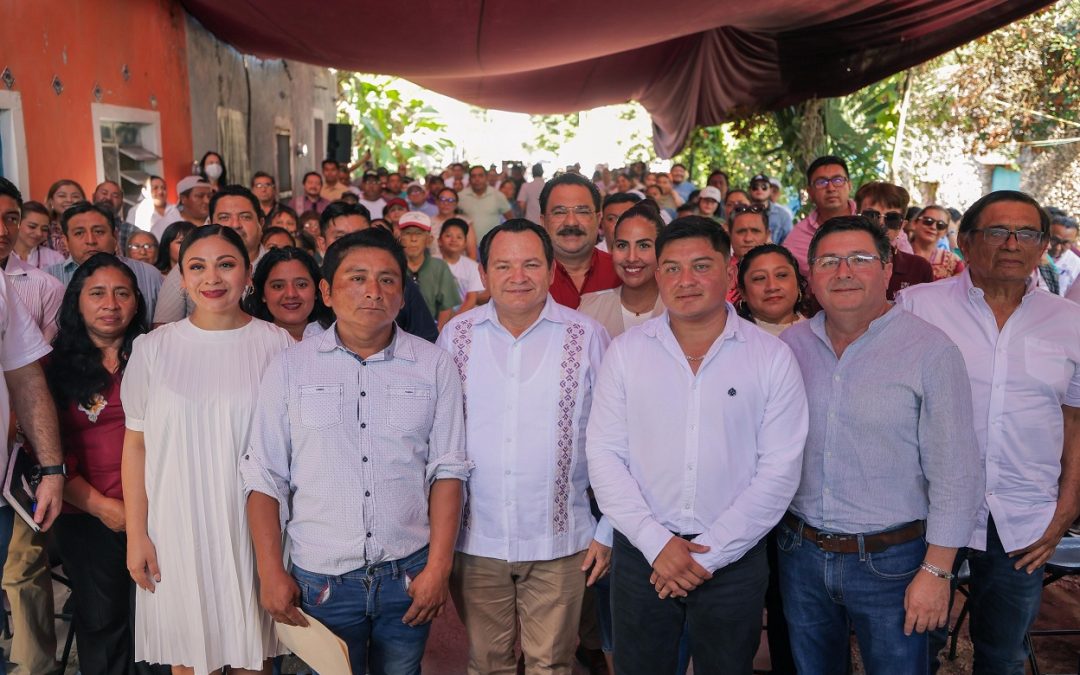 Gobernador Joaquín Díaz Mena supervisa obras de vivienda del programa Construyendo Bienestar