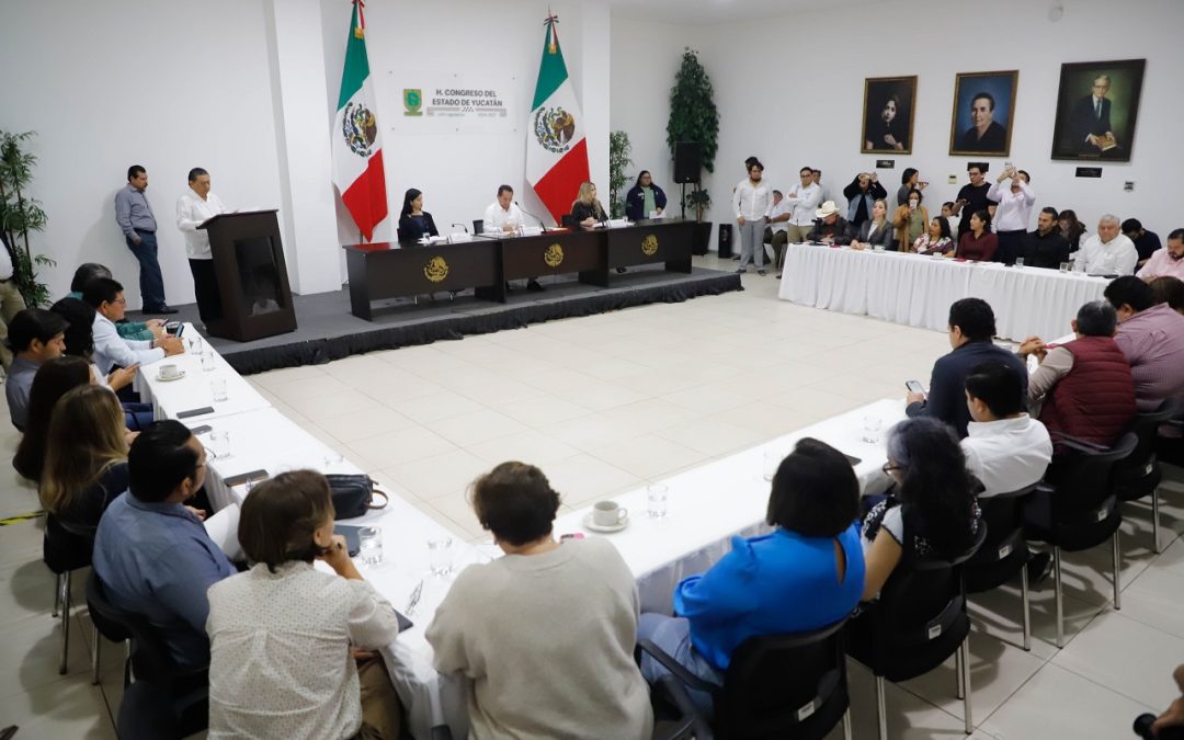 Eligen Mesa Directiva del Segundo Período Ordinario de Sesiones del Segundo Año de la LXIV Legislatura